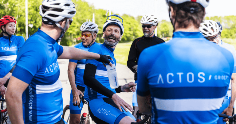 Actos collega's die wielrennen